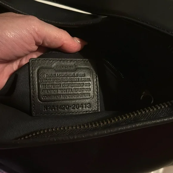 NWT Gorgeous Coach Leather Studded Duffle - Picture 4 of 8